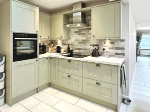 Planton Way- click for photo gallery